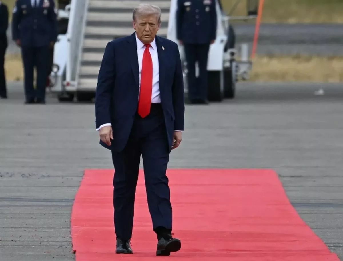 Trump is praying for Supreme Court loss as way out of mess he’s created