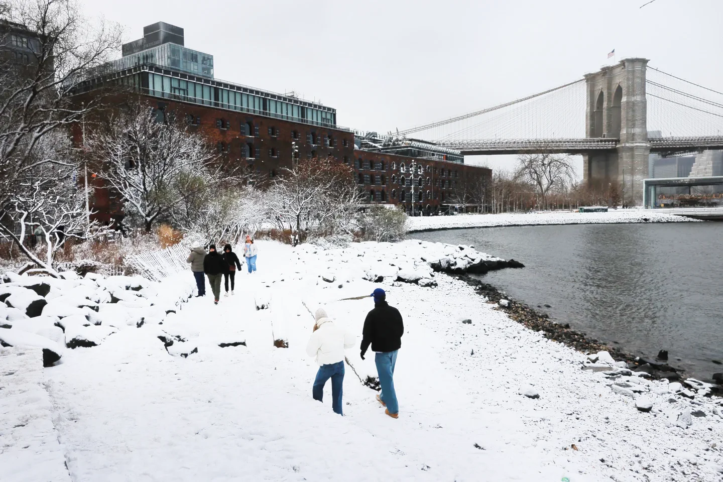 Winter Storm Snarls U.S. Holiday Travel Across Northeast, Great Lakes
