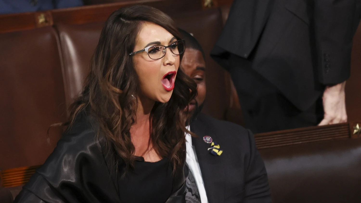 Lauren Boebert gives ridiculous 2 word reason why she leaked photo from inside Clinton deposition