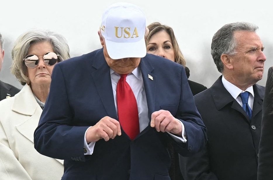 CNN says Trump given ‘heads up’ about Melania’s Epstein bombshell