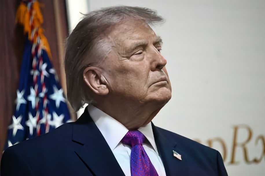 Trump Bought Lots Of Dell Stock — Then The Pentagon Gave Dell A $9.7 Billion Contract